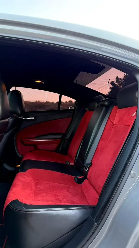 Dodge Charger 6.4 AT RWD (492 hp) - 13