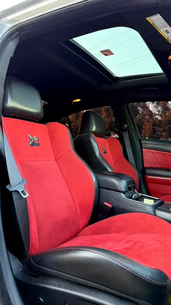 Dodge Charger 6.4 AT RWD (492 hp) - 15