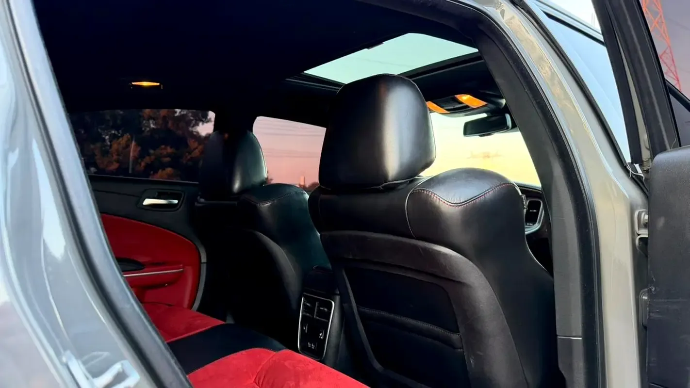 Dodge Charger 6.4 AT RWD (492 hp) - 14