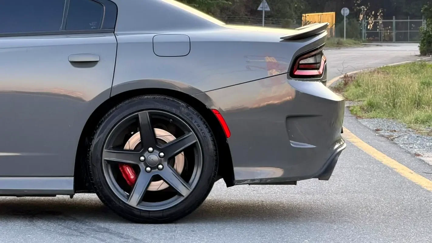Dodge Charger 6.4 AT RWD (492 hp) - 17