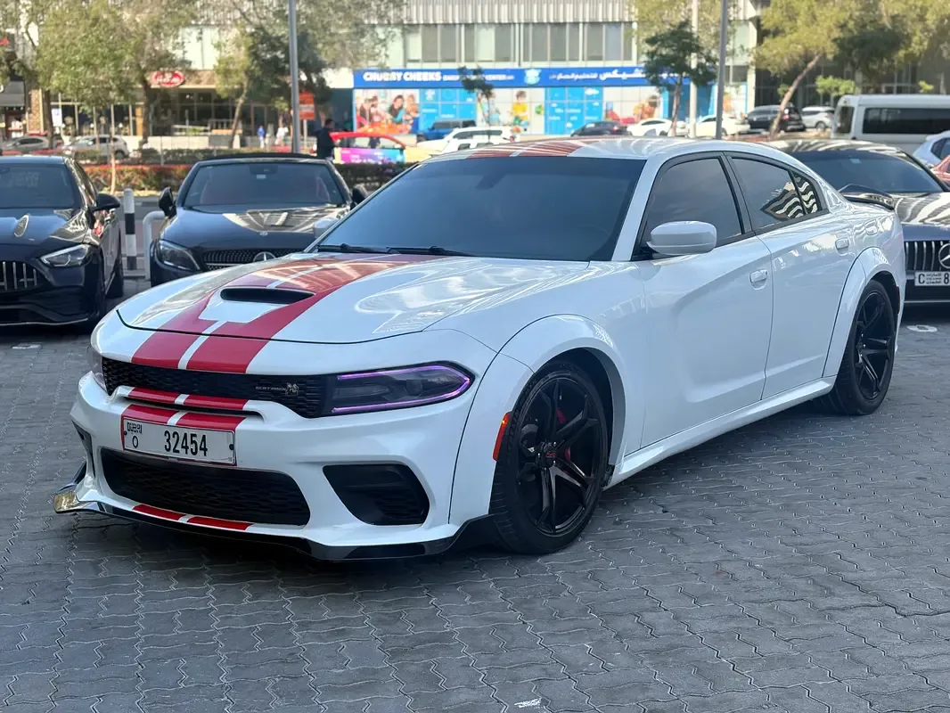 Dodge Charger 6.4 AT RWD (492 hp)