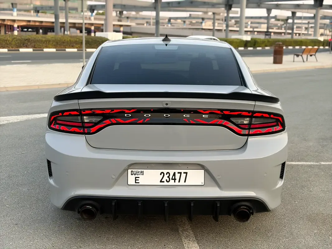 Dodge Charger 6.4 AT RWD (492 حصان) - 4