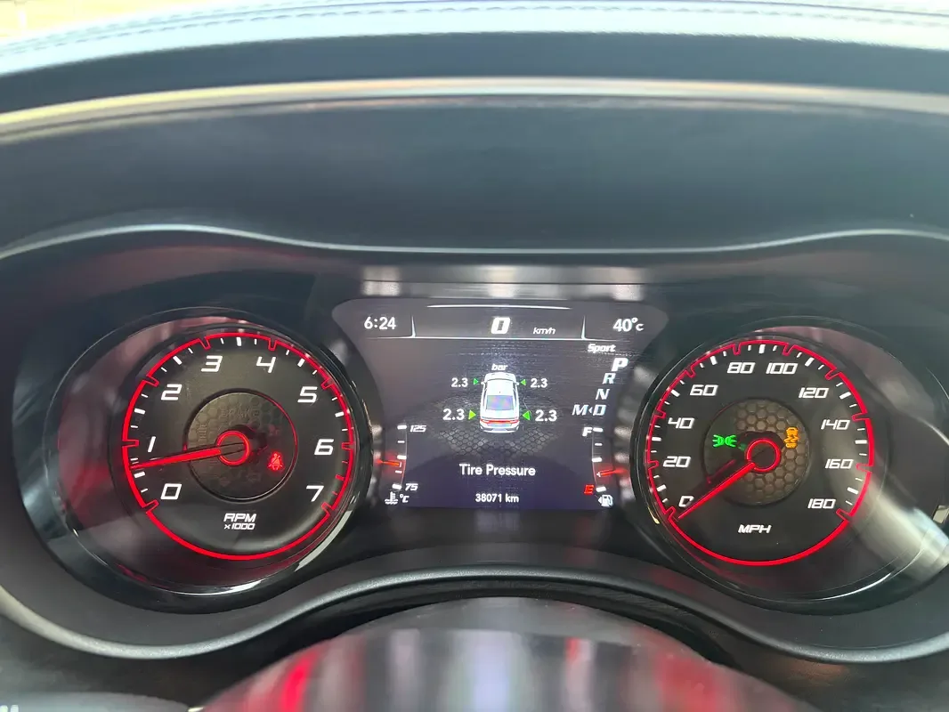 Dodge Charger 6.4 AT RWD (492 حصان) - 18