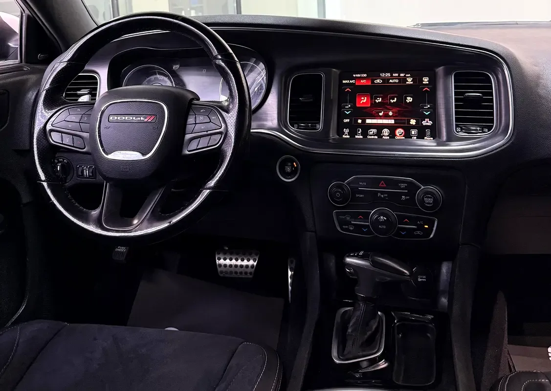 Dodge Charger 6.4 AT RWD (492 hp) - 14