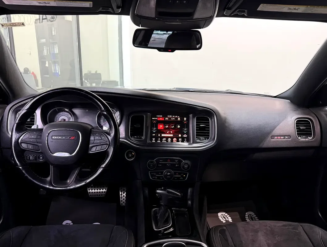Dodge Charger 6.4 AT RWD (492 hp) - 15