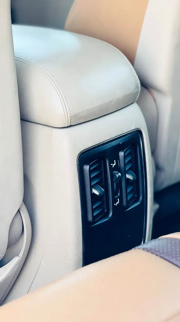 Dodge Durango 3.6 AT AWD (294 حصان) - 15