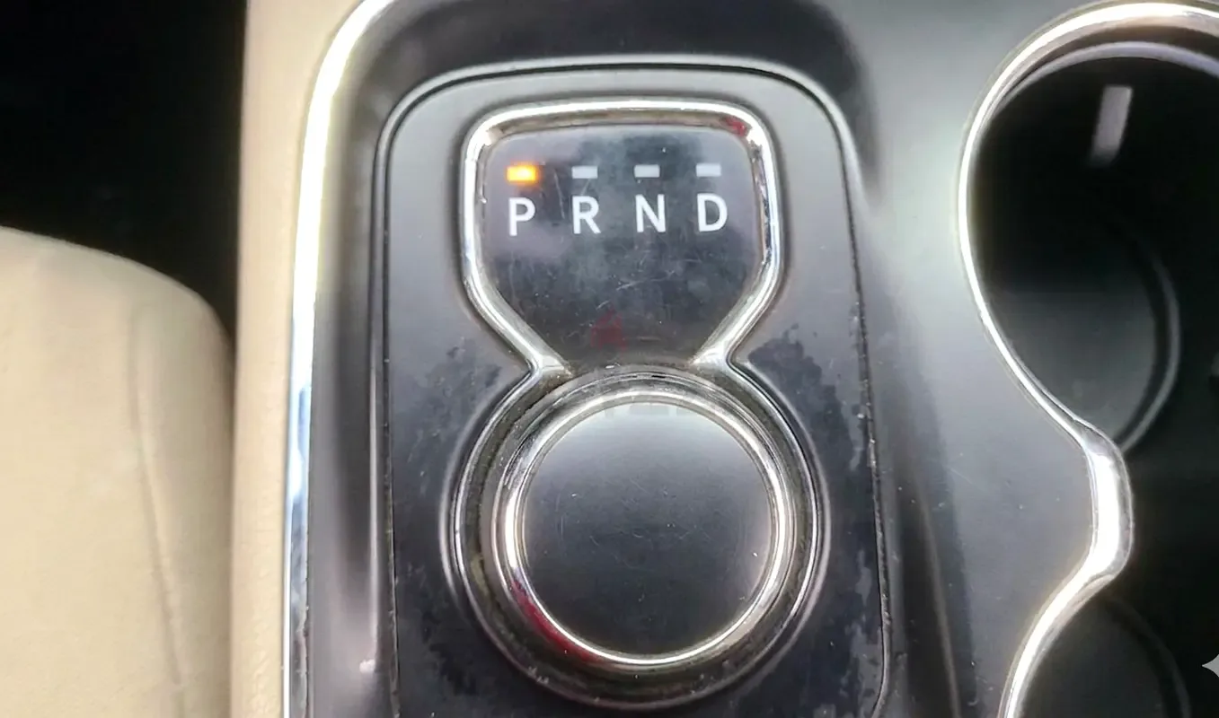 Dodge Durango 3.6 AT RWD (294 حصان) - 12