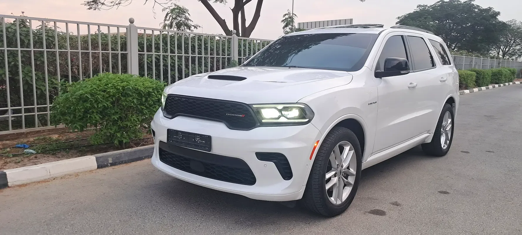 Dodge Durango 5.7 AT (364 حصان) - 2