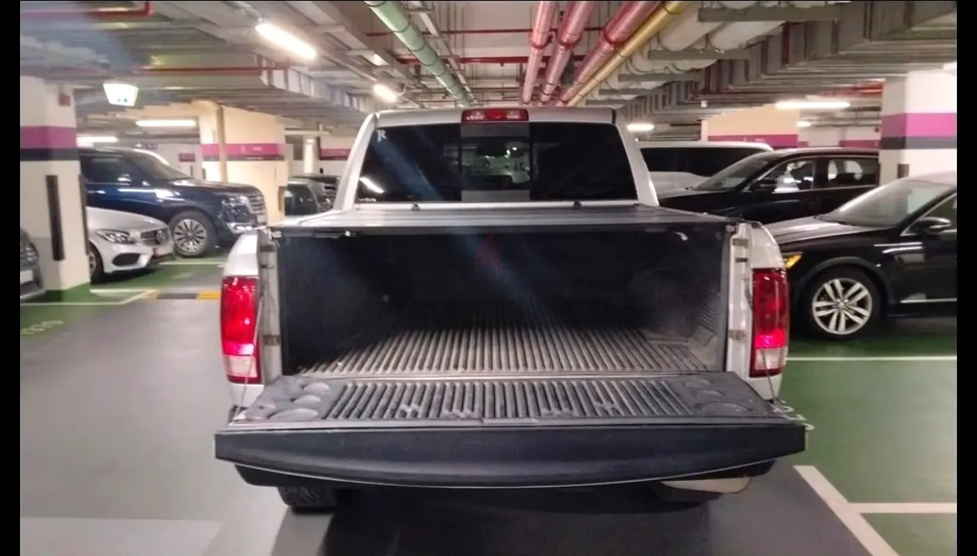 Dodge Ram 5.7 AT (396 hp)