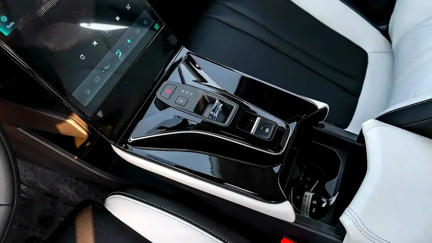 DongFeng Mage 1.5 AMT (197 hp) - 14