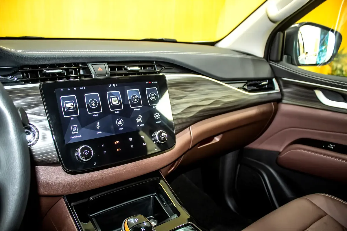 DongFeng Rich 7 2.0 AT (228 hp) - 10