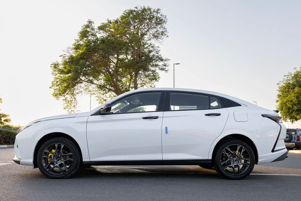DongFeng Shine 1.5 AMT (150 حصان) - 7