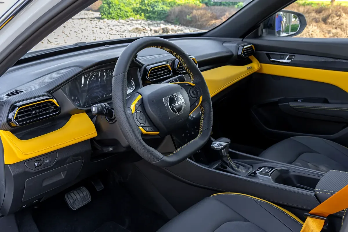 DongFeng Shine 1.5 AMT (150 حصان) - 16