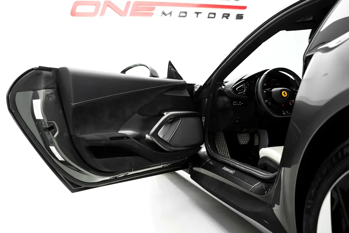 Ferrari 12Cilindri 6.5 AMT (830 hp) - 14
