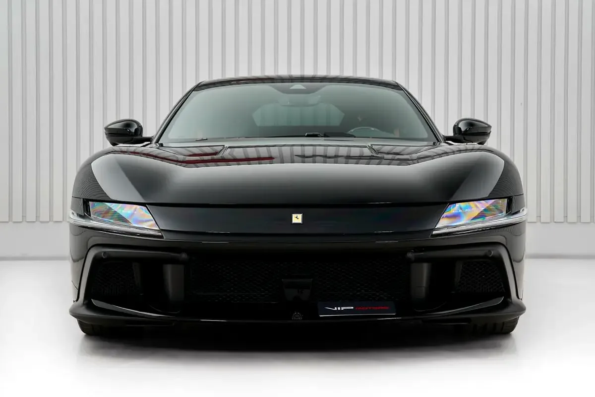 Ferrari 12Cilindri 6.5 AMT (830 حصان) - 2
