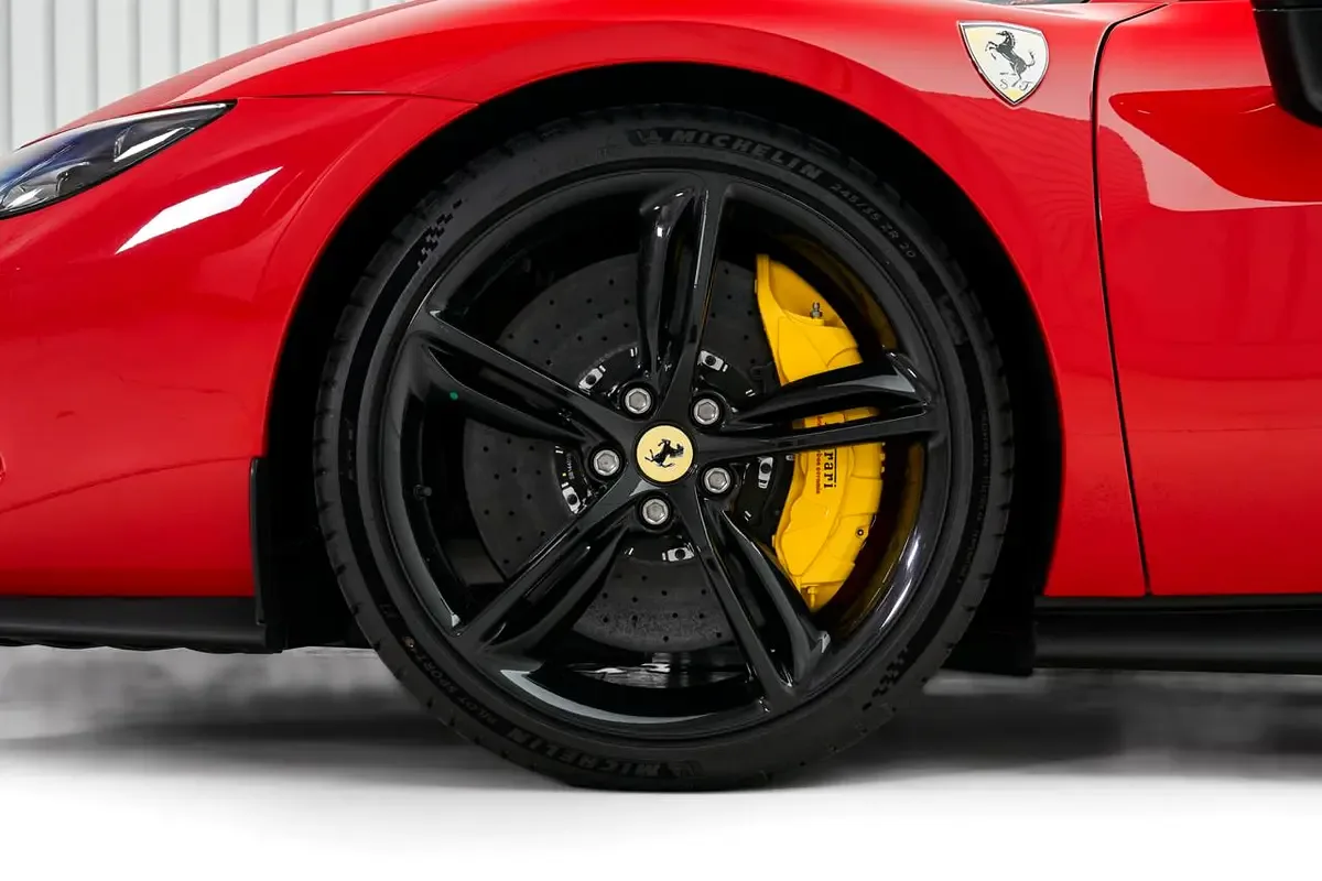 Ferrari 296 3.0 AMT (830 حصان) - 9
