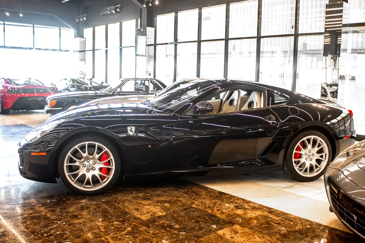 Ferrari 599 6.0 AMT (670 حصان) - 11