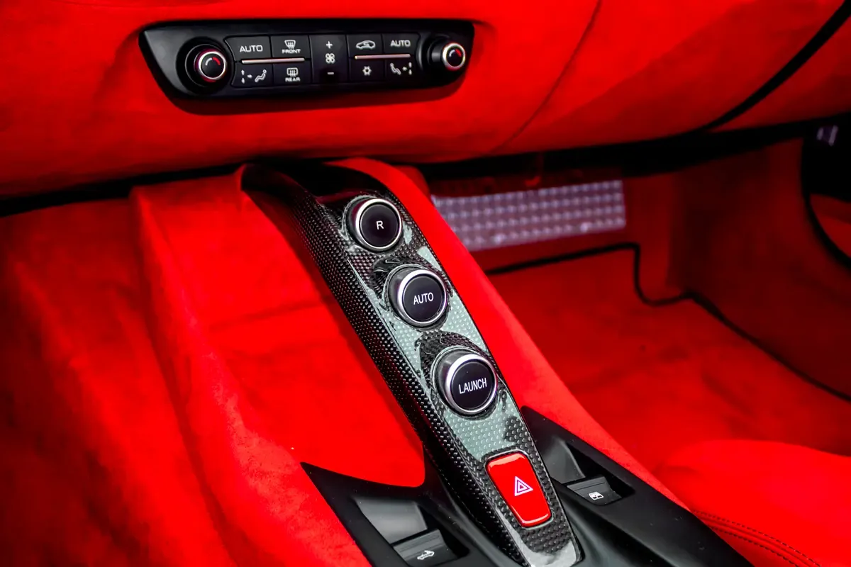 Ferrari 812 6.5 AMT (800 حصان) - 13