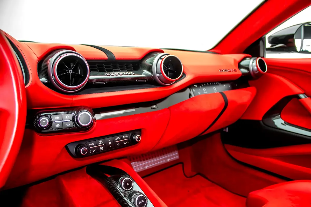 Ferrari 812 6.5 AMT (800 حصان) - 12