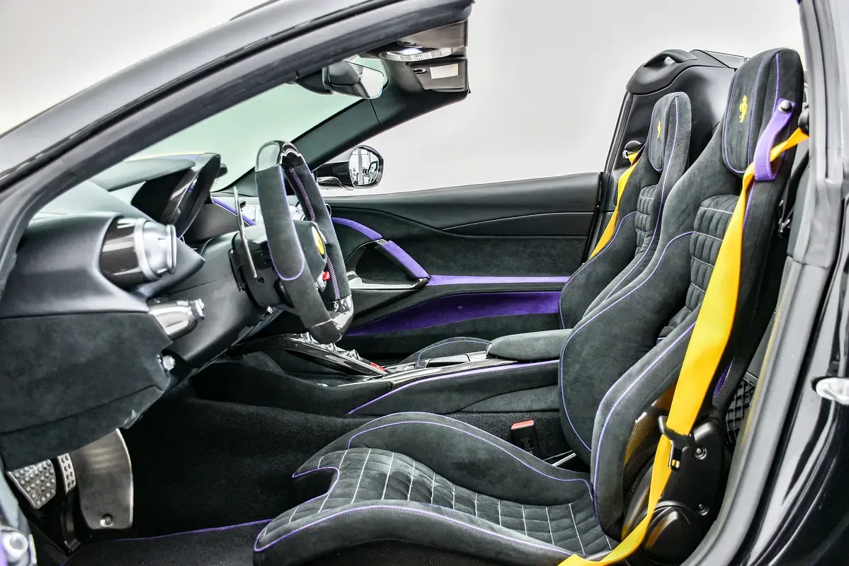 Ferrari 812 6.5 AMT (800 حصان) - 10