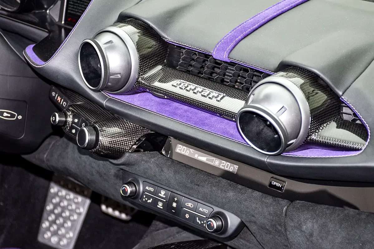 Ferrari 812 6.5 AMT (800 حصان) - 12