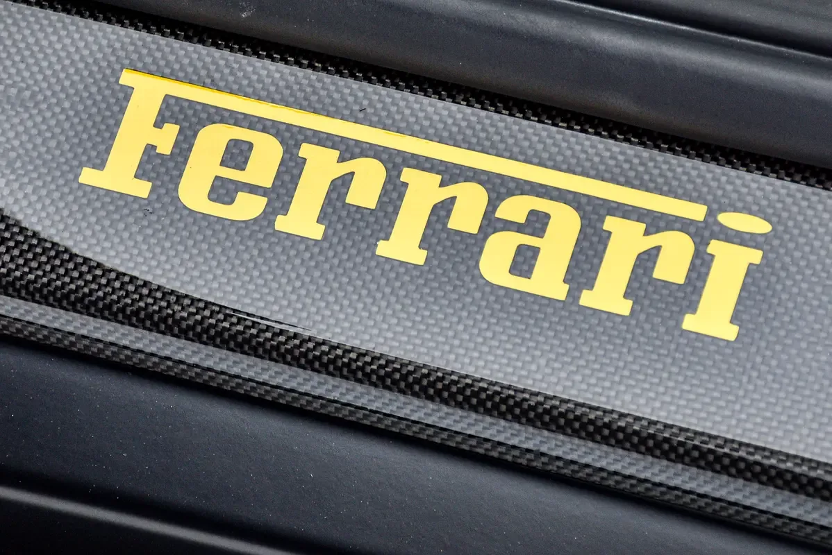 Ferrari 812 6.5 AMT (800 حصان) - 19