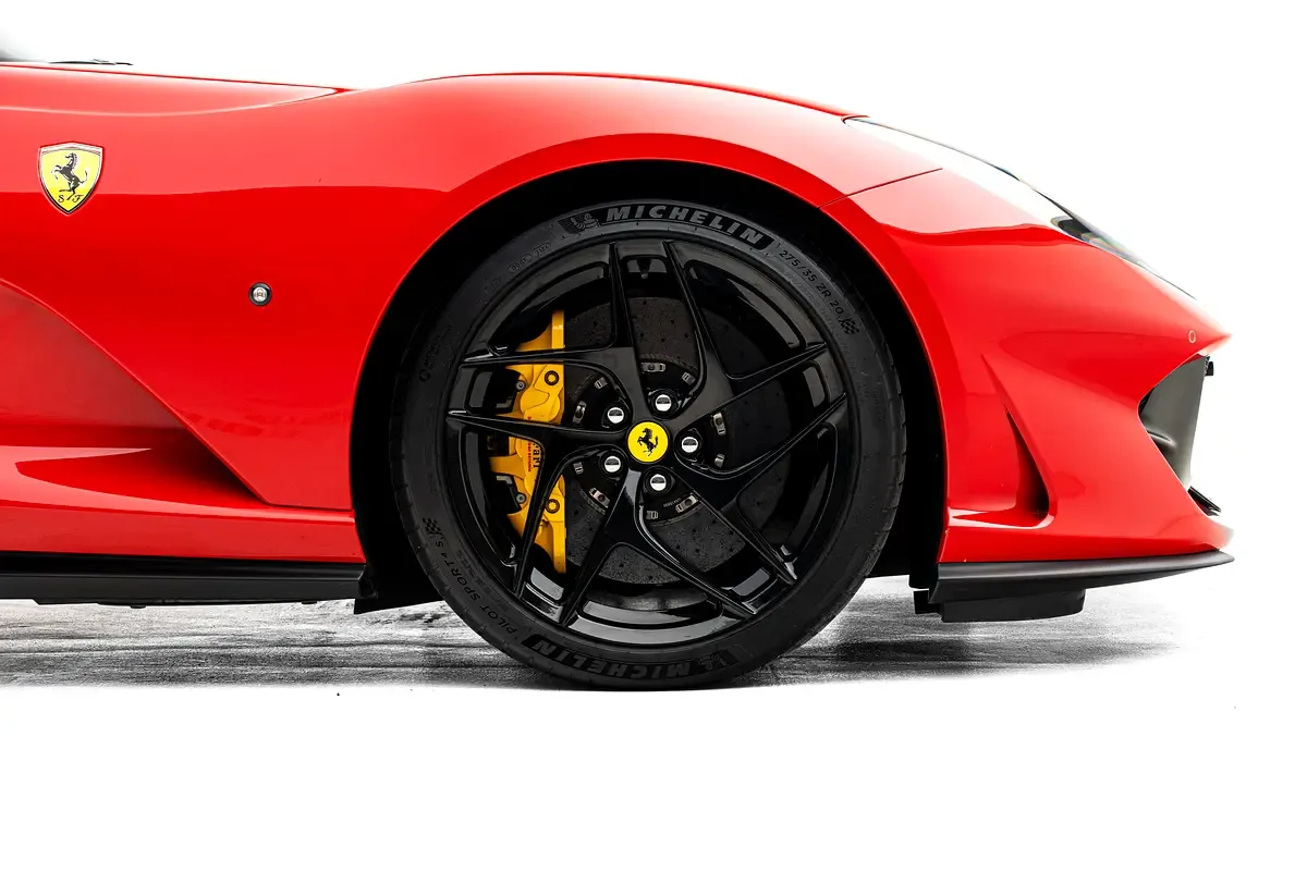 Ferrari 812 Superfast 6.5 AMT (800 حصان) - 8