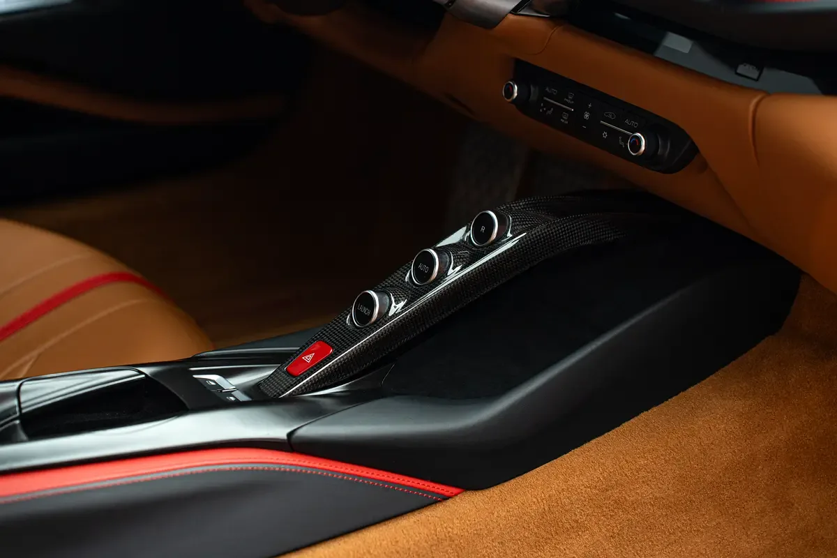 Ferrari 812 Superfast 6.5 AMT (800 حصان) - 15