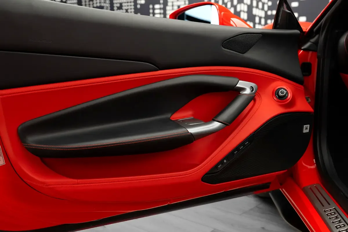 Ferrari F8 3.9 AMT RWD (720 hp) - 15