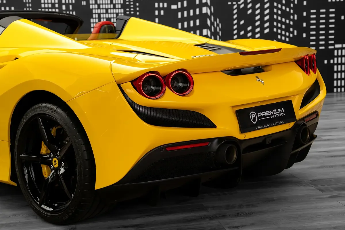 Ferrari F8 3.9 AMT RWD (720 hp) - 18