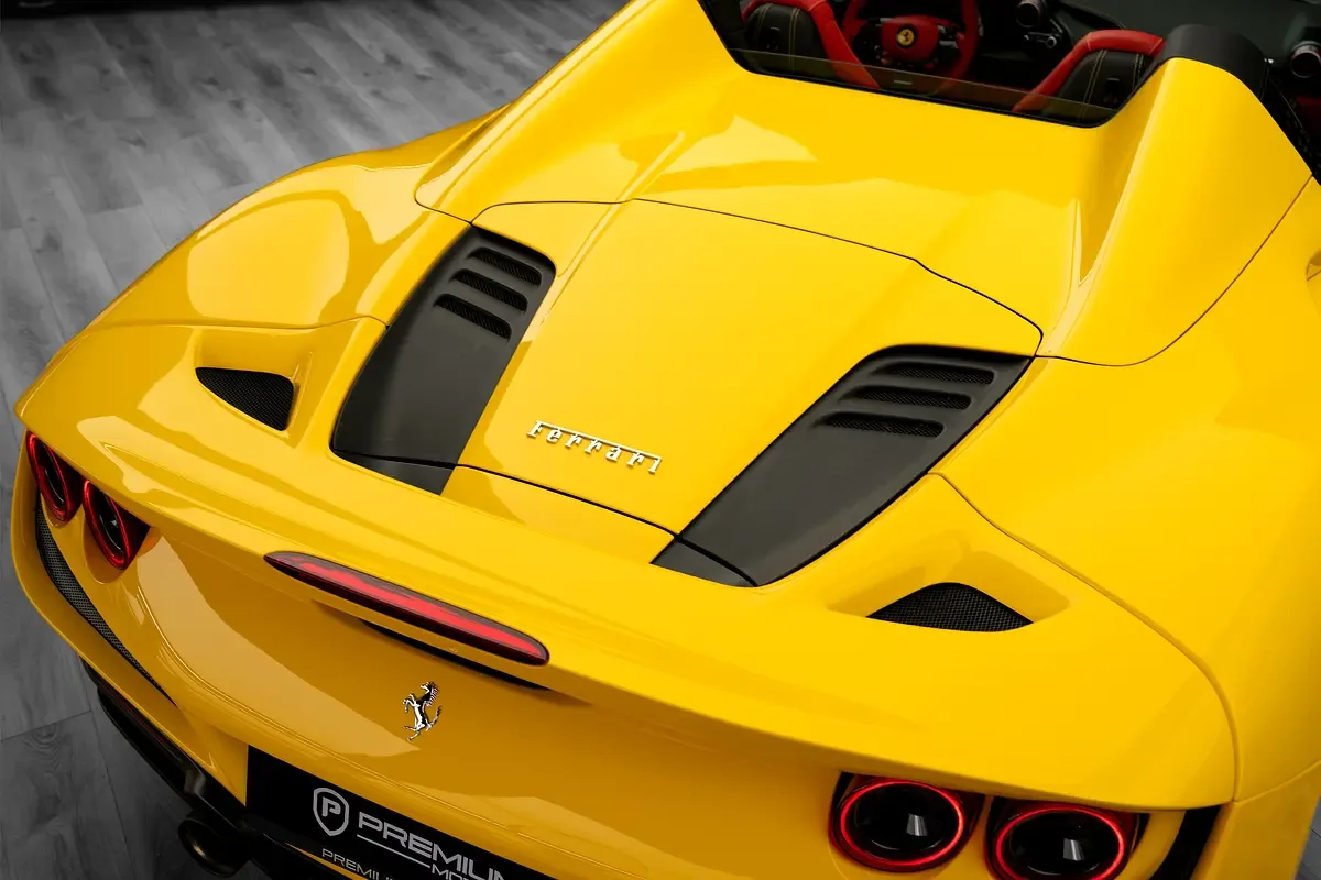 Ferrari F8 3.9 AMT RWD (720 hp) - 19