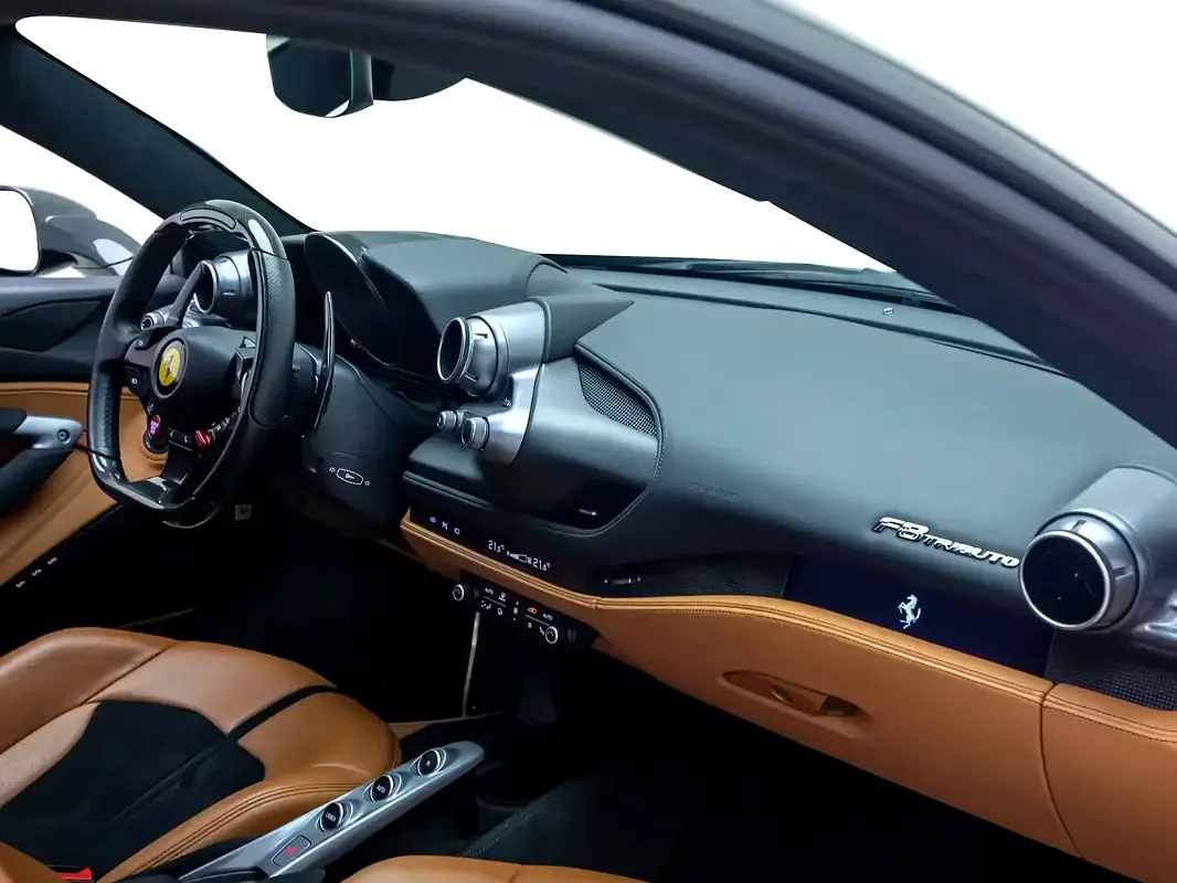 Ferrari F8 3.9 AMT RWD (720 حصان) - 10