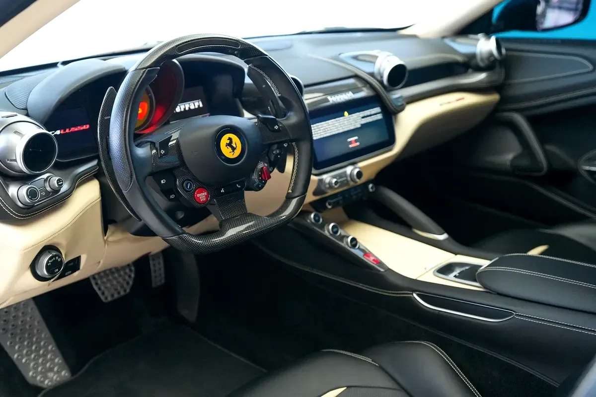 Ferrari GTC4Lusso 6.3 AMT 4WD (690 hp) - 2