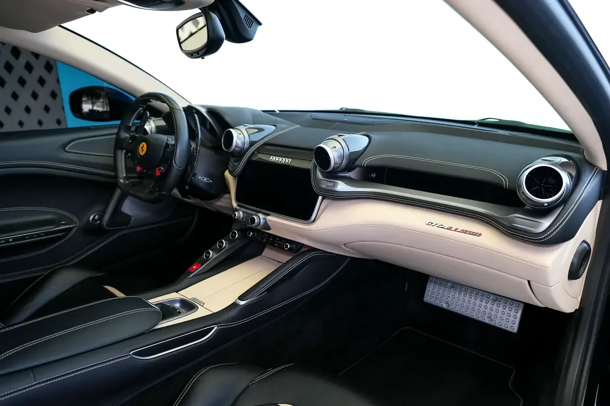 Ferrari GTC4Lusso 6.3 AMT 4WD (690 hp) - 6