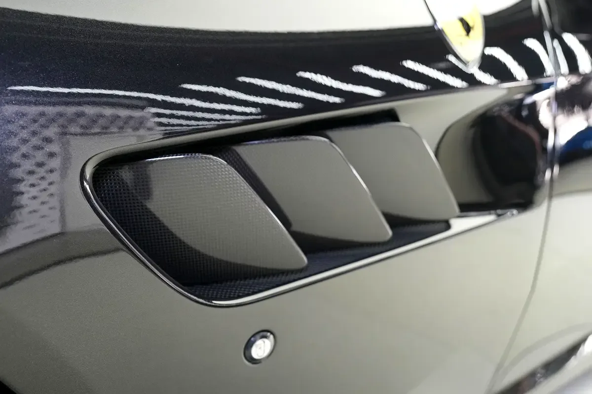 Ferrari GTC4Lusso 6.3 AMT 4WD (690 hp) - 14