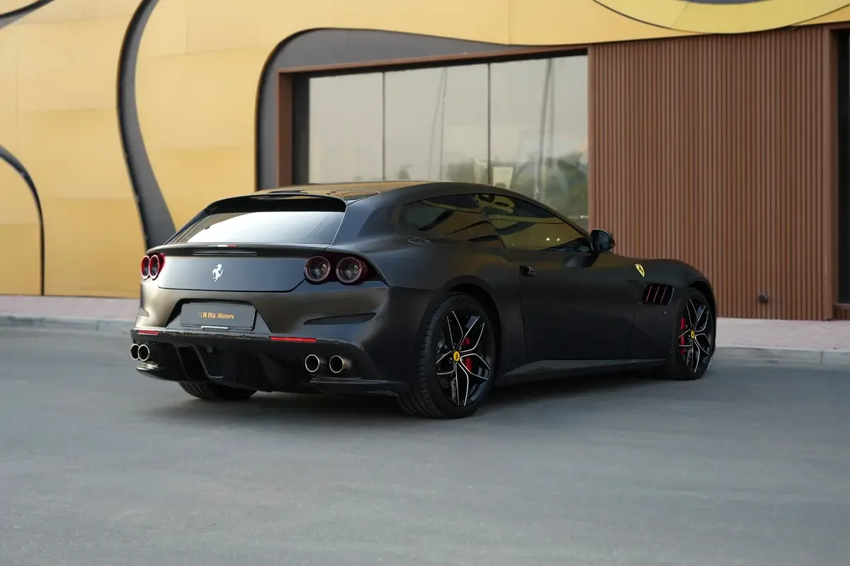Ferrari GTC4Lusso T 3.9 AMT (610 hp) - 4