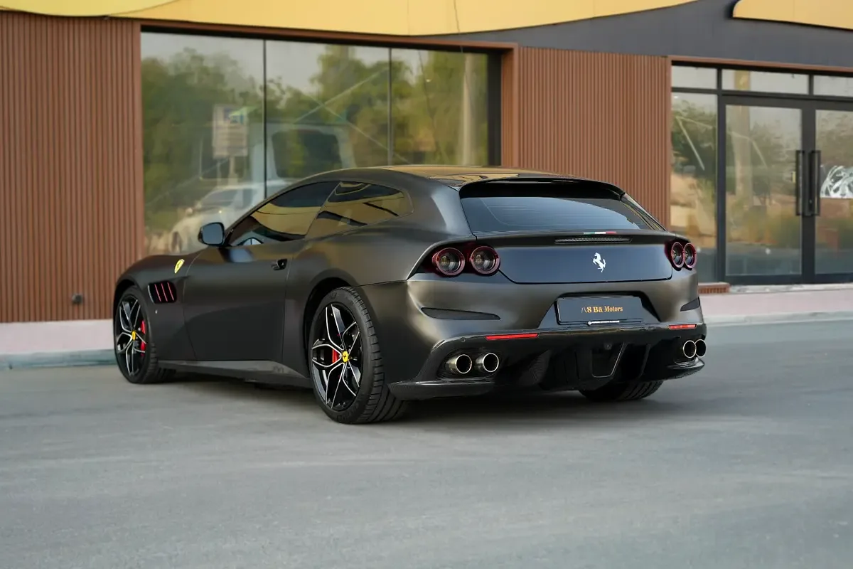 Ferrari GTC4Lusso T 3.9 AMT (610 hp) - 7