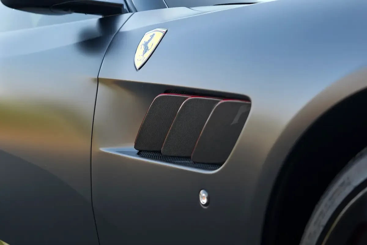 Ferrari GTC4Lusso T 3.9 AMT (610 hp) - 6