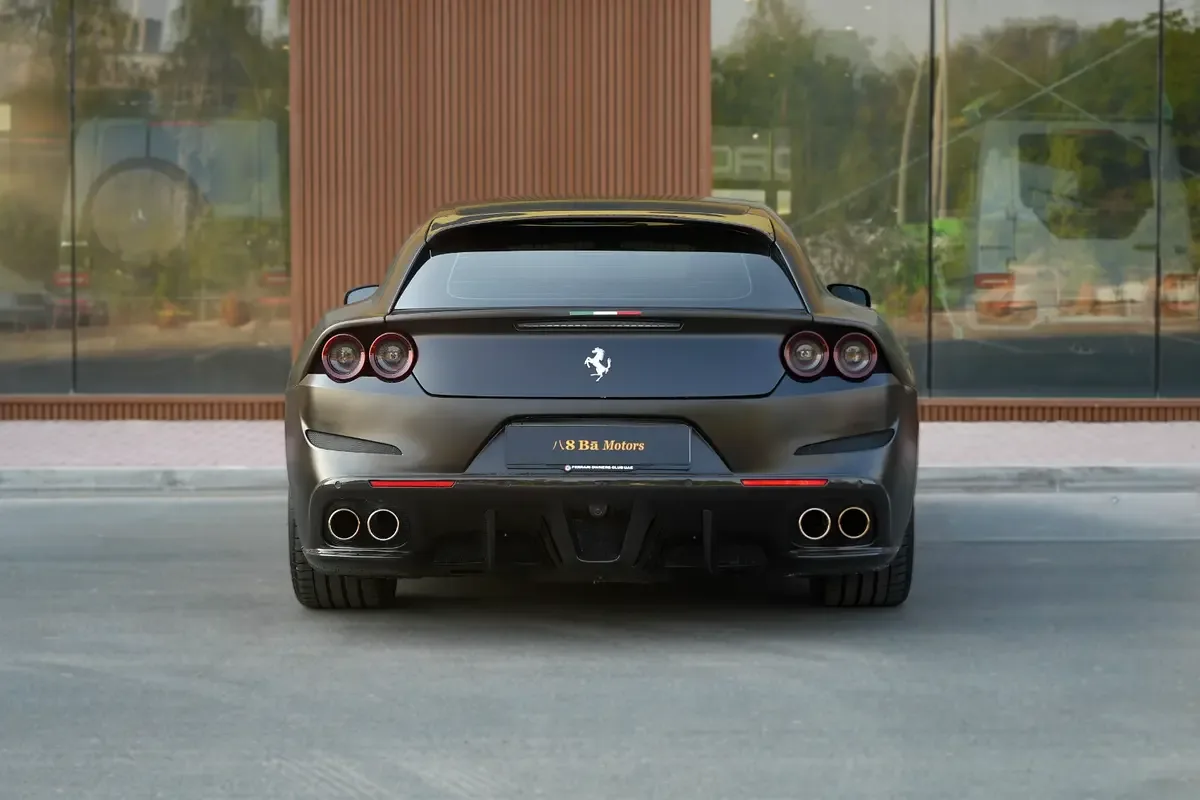 Ferrari GTC4Lusso T 3.9 AMT (610 hp) - 12