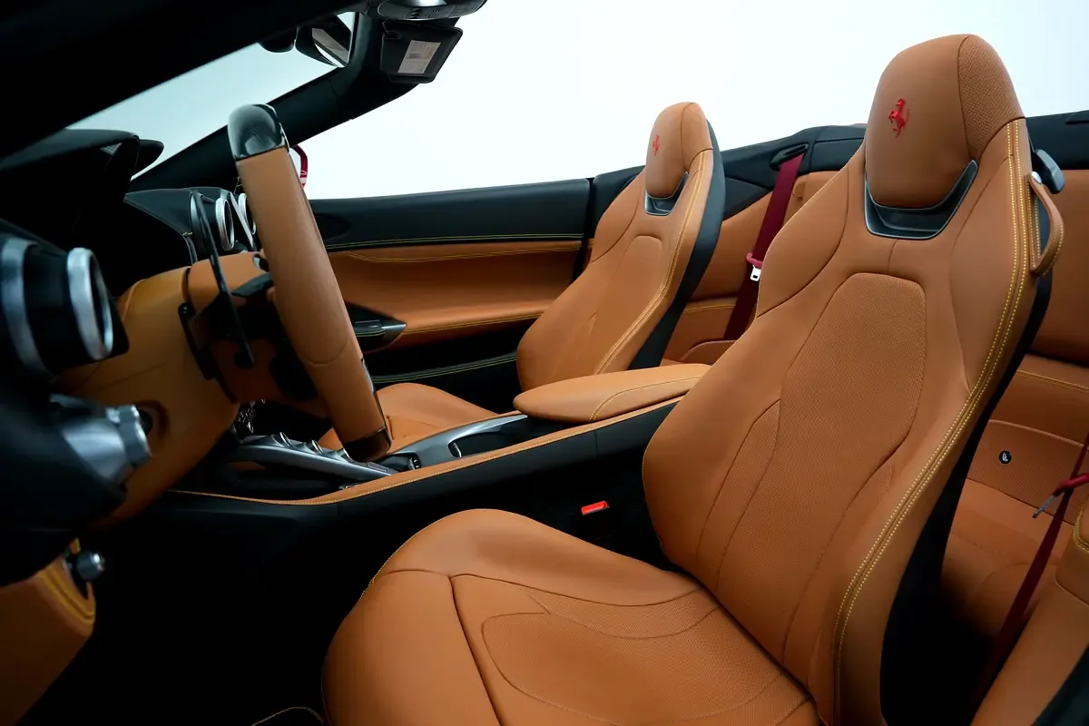 Ferrari Portofino 3.9 AMT (620 hp) - 11