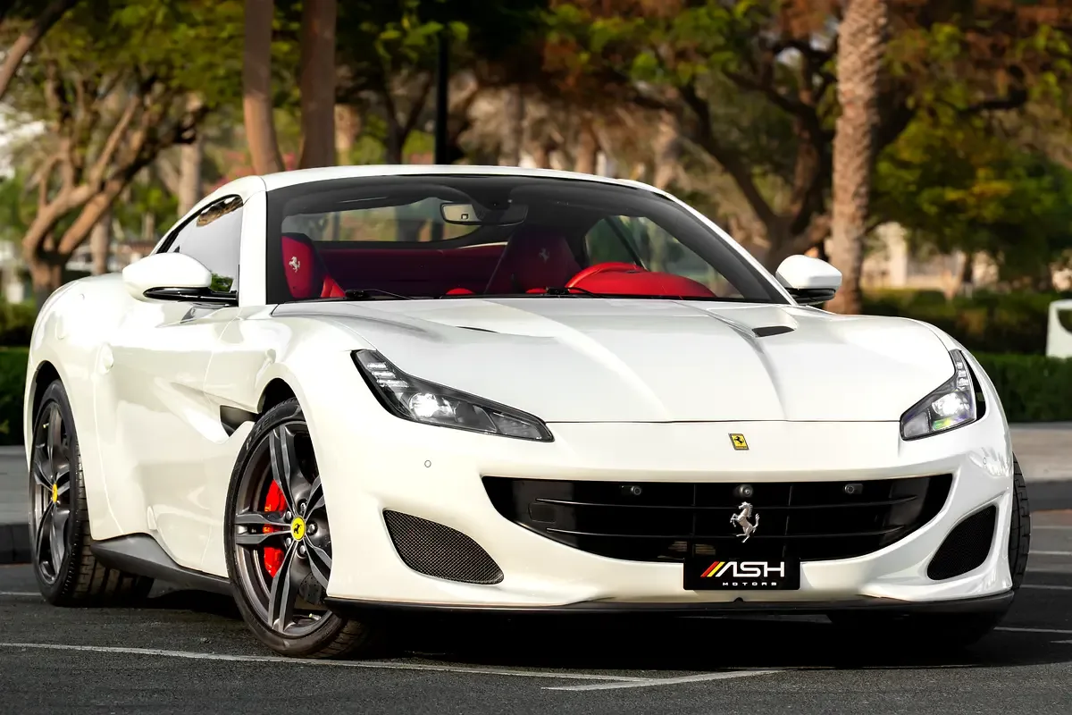Ferrari Portofino 3.9 AMT RWD (600 hp)