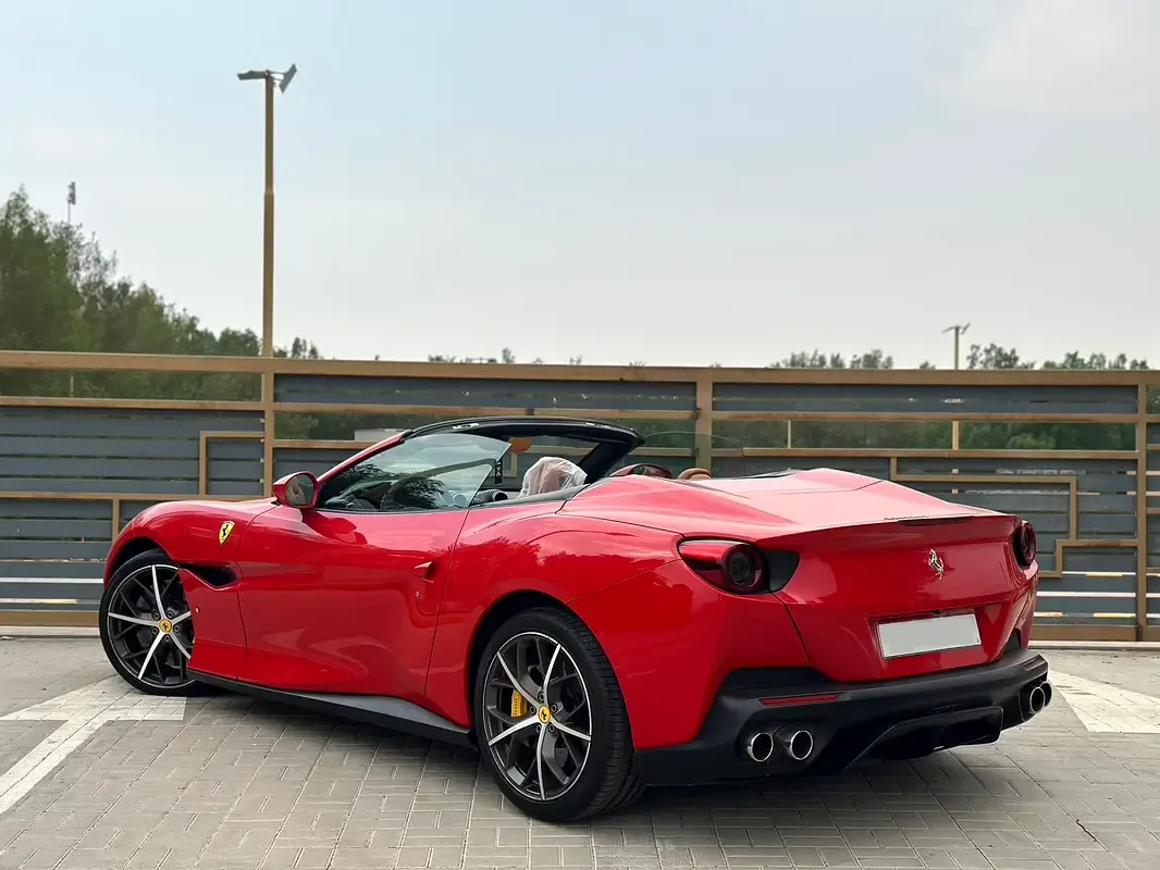 Ferrari Portofino 3.9 AMT RWD (600 حصان) - 4