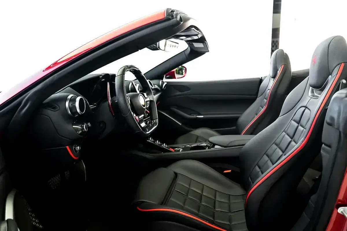 Ferrari Portofino 3.9 AMT RWD (600 hp) - 9