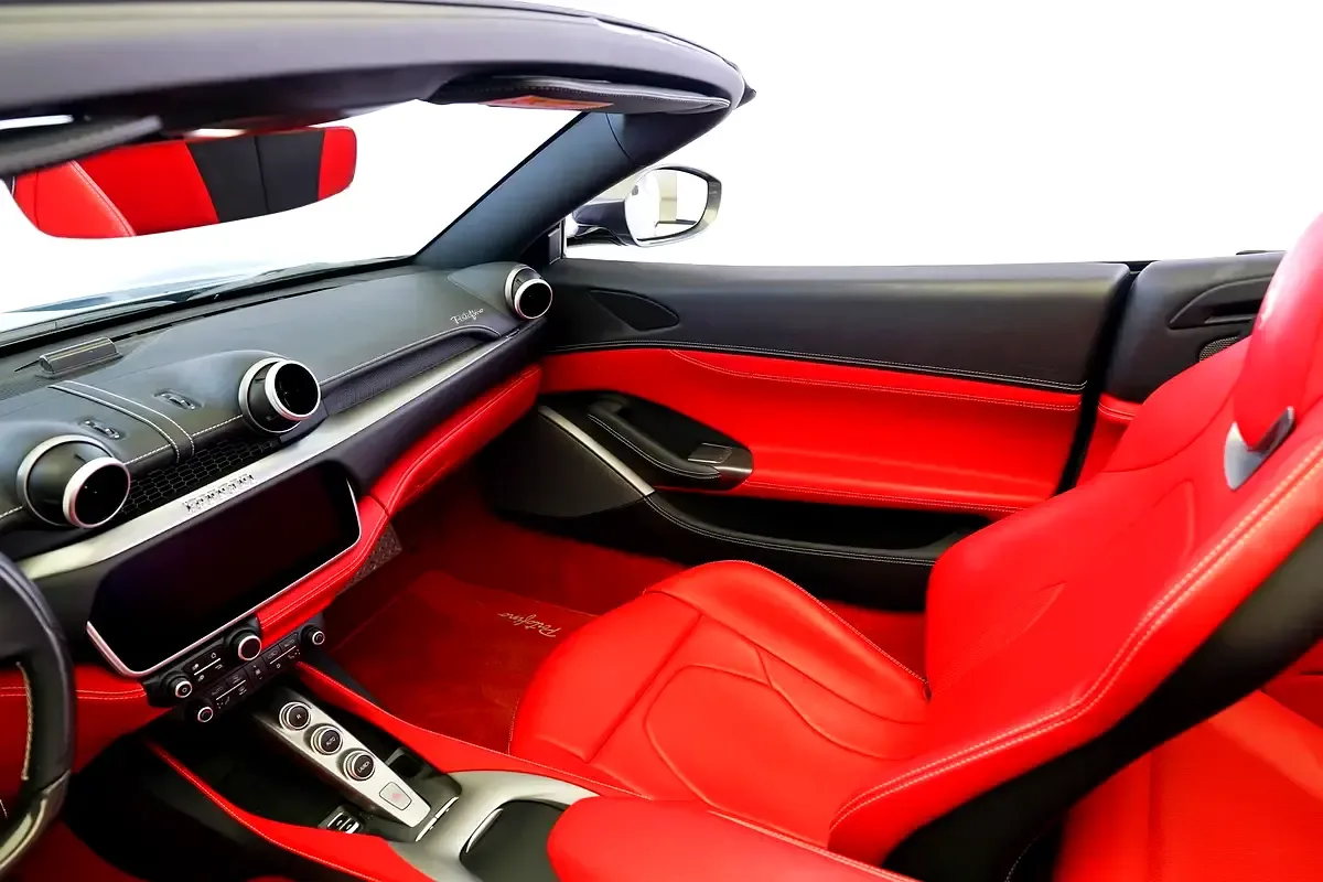 Ferrari Portofino 3.9 AMT RWD (600 hp) - 10