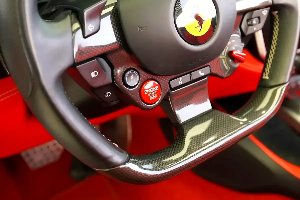 Ferrari Portofino 3.9 AMT RWD (600 hp) - 12