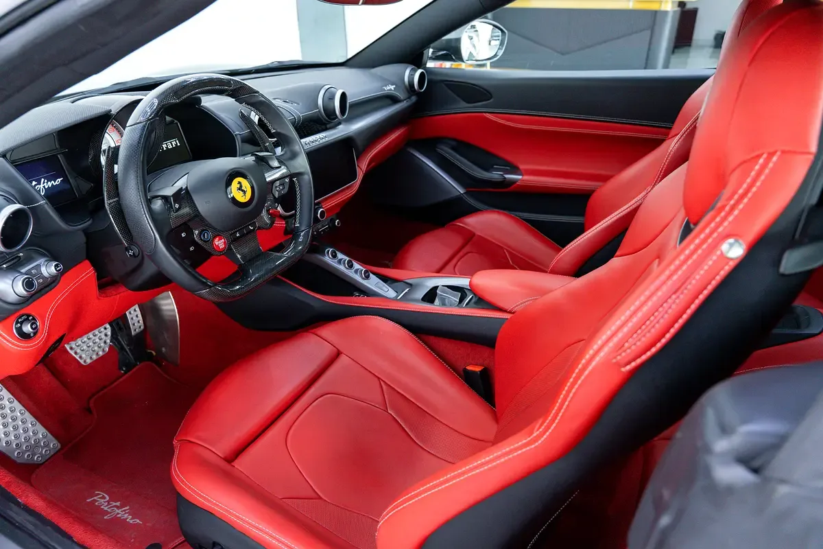 Ferrari Portofino 3.9 AMT RWD (600 حصان) - 11
