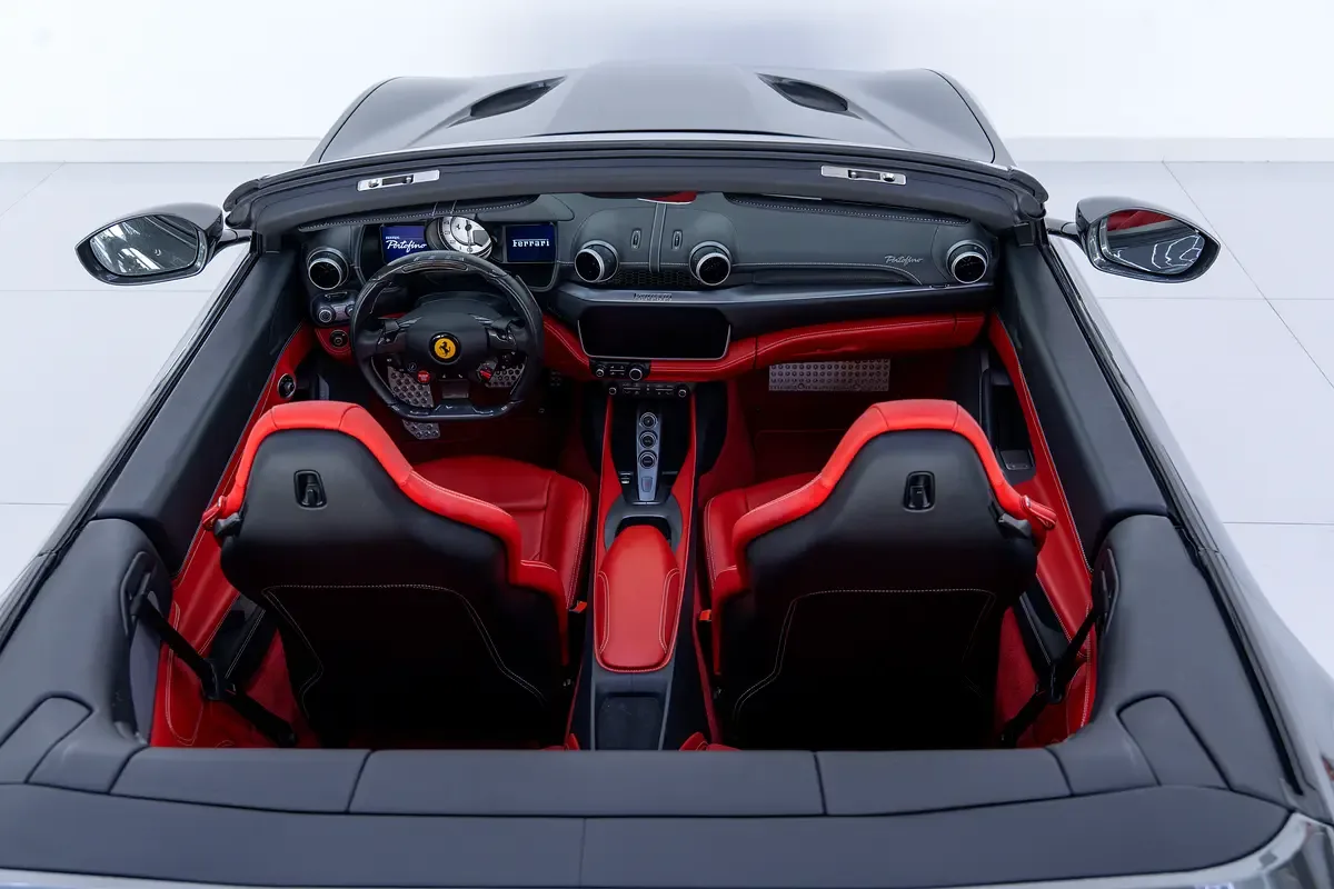 Ferrari Portofino 3.9 AMT RWD (600 حصان) - 13