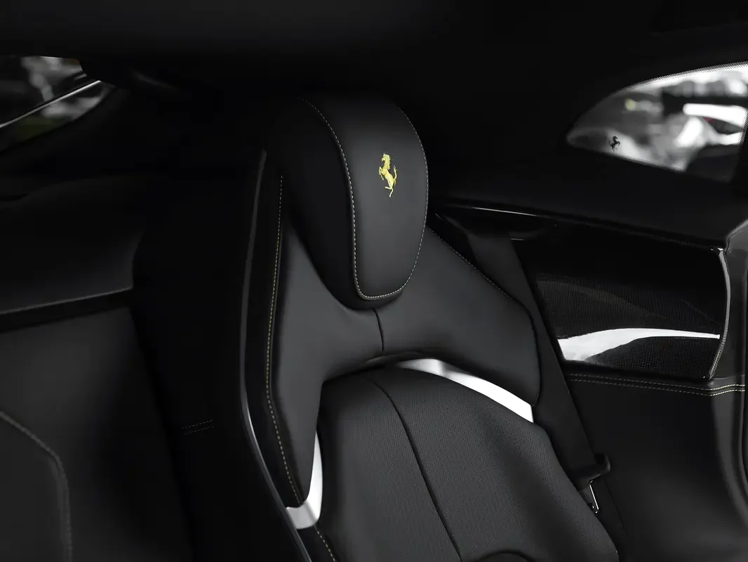 Ferrari Purosangue 6.5 AMT 4WD (725 hp) - 13