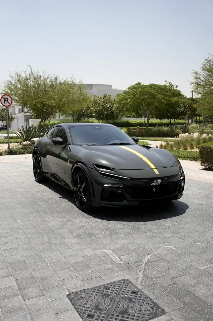 Ferrari Purosangue 6.5 AMT 4WD (725 حصان) - 14