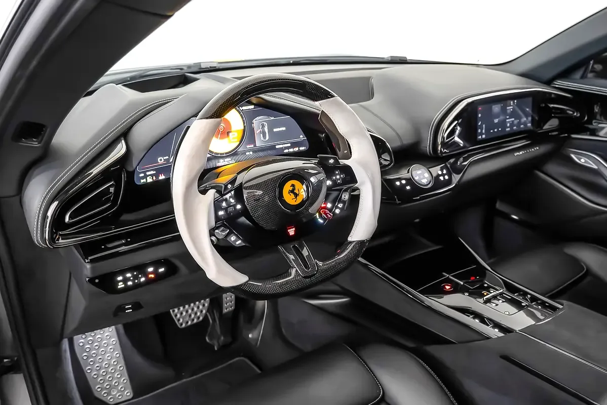 Ferrari Purosangue 6.5 AMT 4WD (725 حصان) - 7